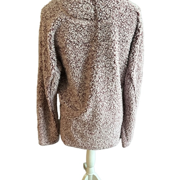 True Grit fleece size small - Picture 2 of 3